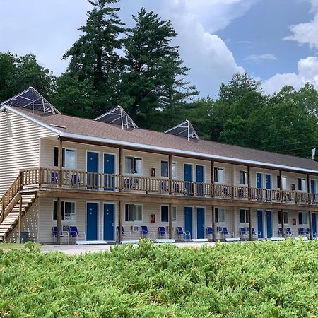 Travelodge by Wyndham Lake George NY Eksteriør bilde